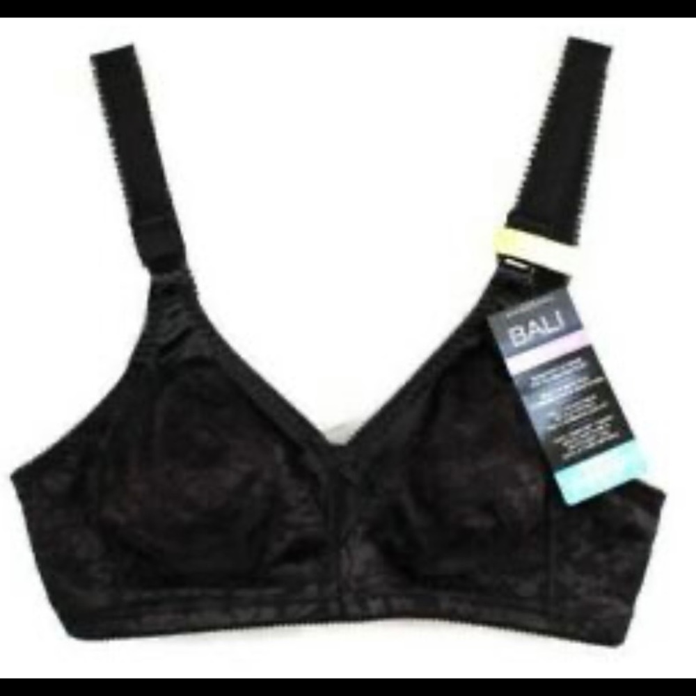 NWT Bali Classic Support Bra. 2 pack